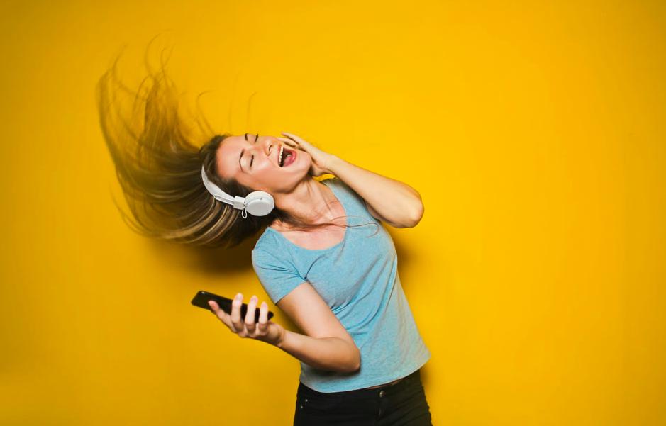 健身放音乐有好处吗,健身听歌有什么影响吗