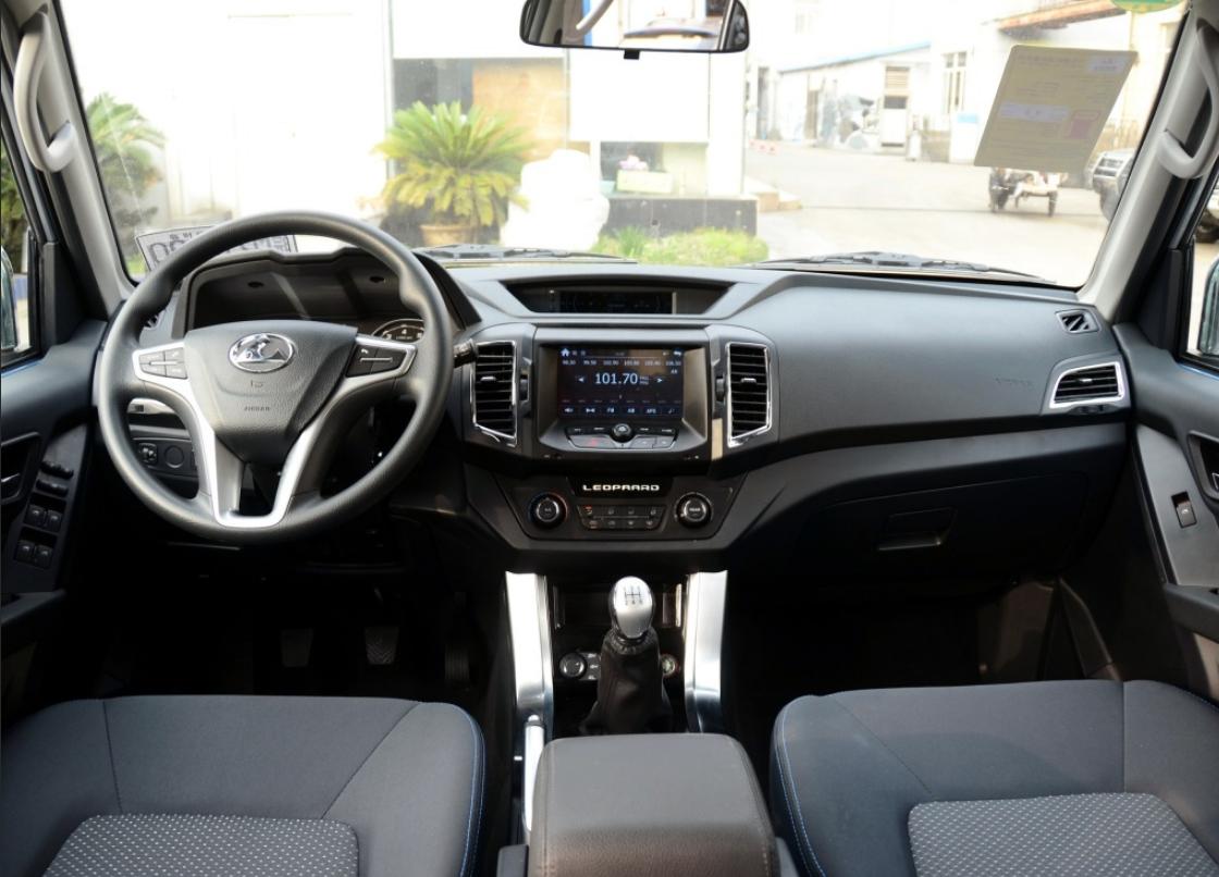 汽车品牌发展历史,猎豹汽车铭牌在哪里