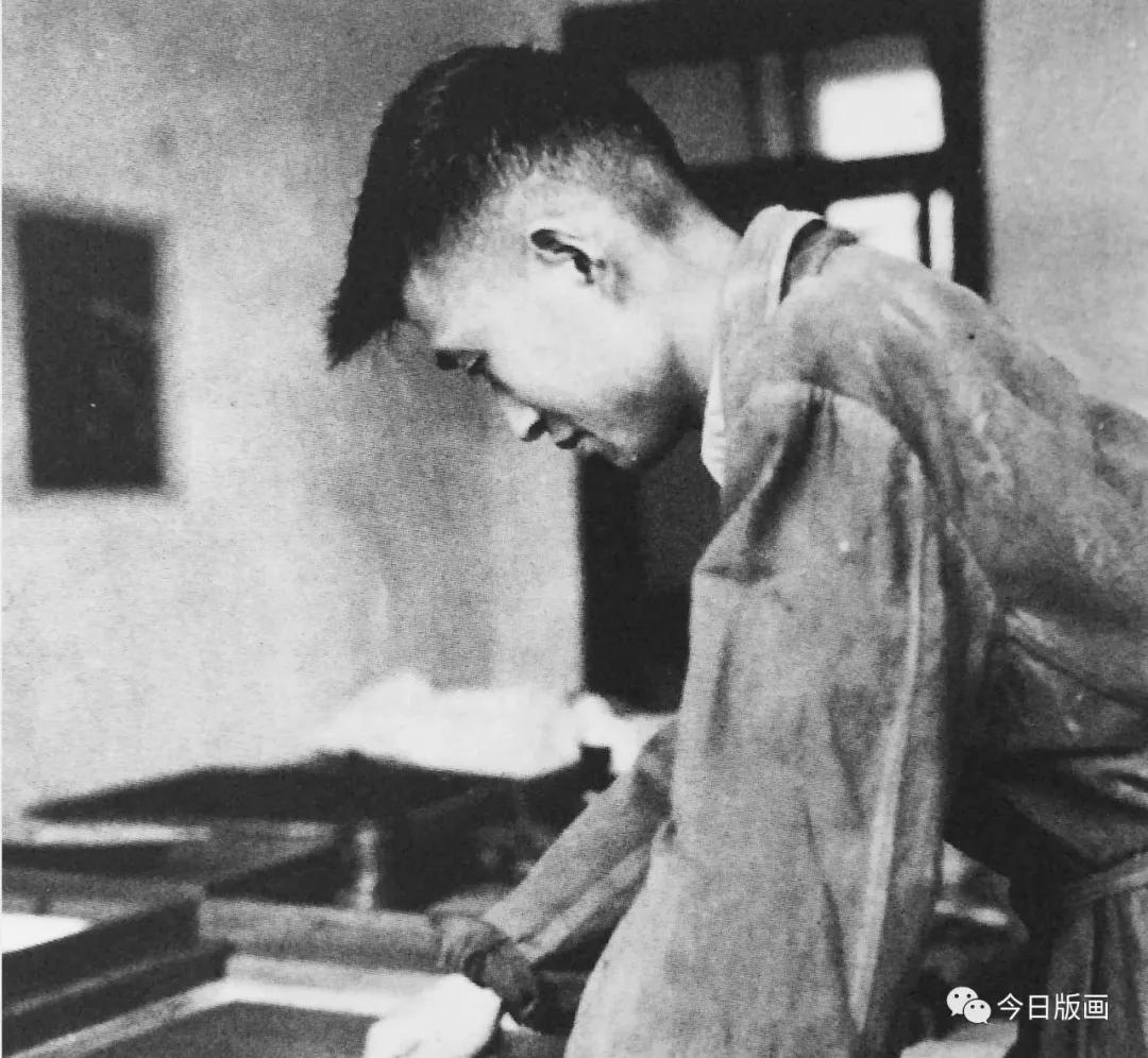 80后杭州老师做了把凳子，国际媒体大赞：中国的东西太美了