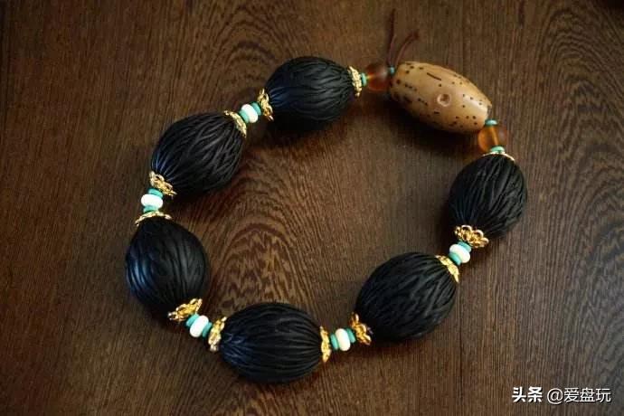值得盘玩的小众木质手串,小众好看手串有哪些款式