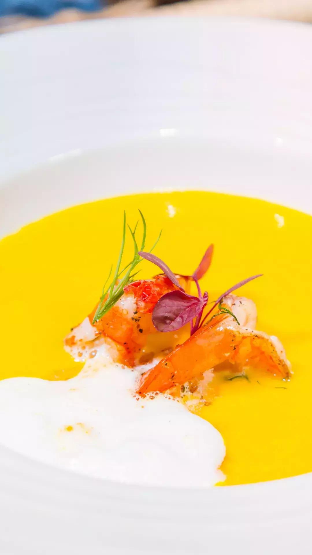 西餐界的“Chanel”!异国风味,带你见识超敢玩的食物实验所