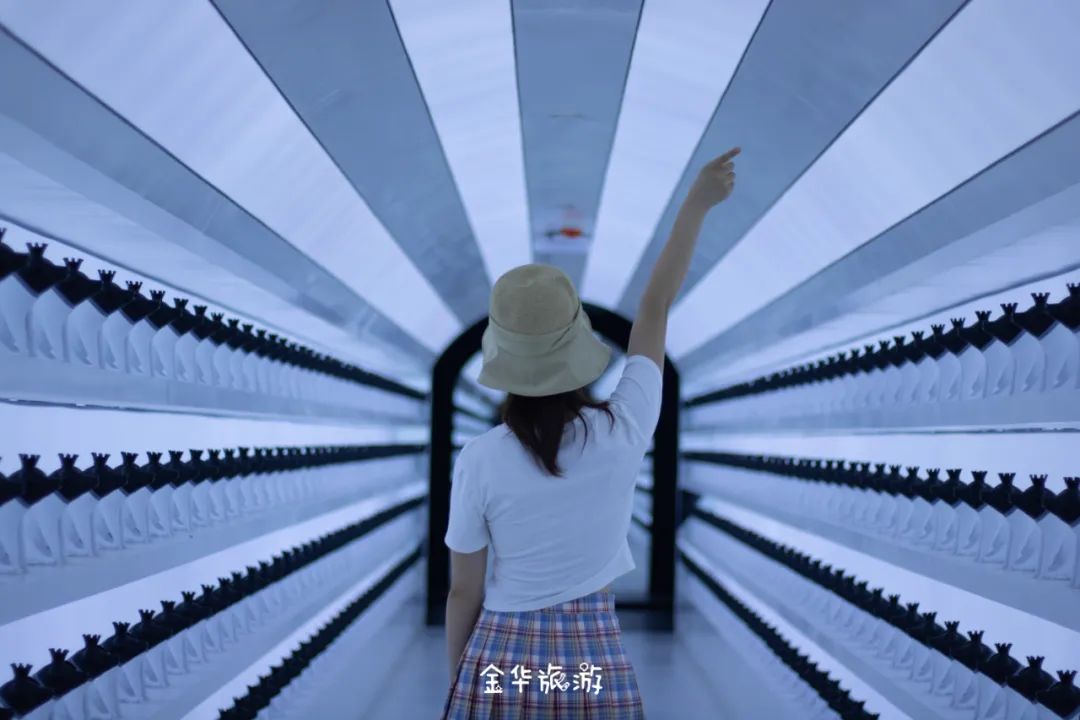 藏不住了!这个刷爆朋友圈的地方,竟然有100多个网红打卡点,手残*党**也能拍出大片!金华市区出发仅0.5h直达!