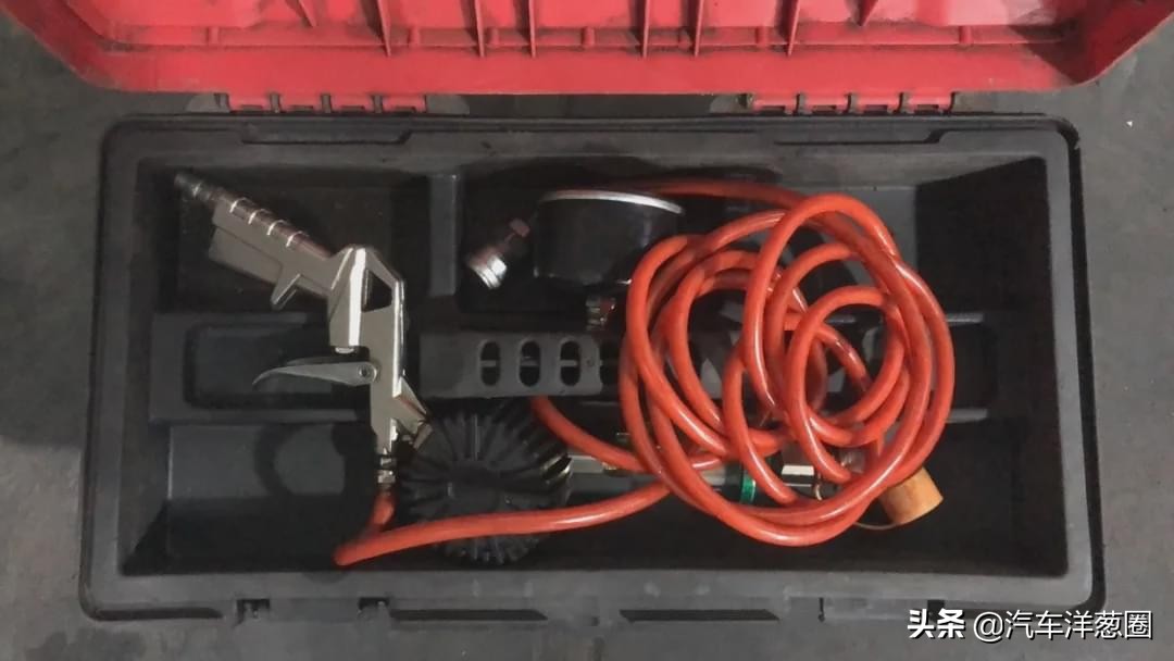 去4s店换机油的流程,4s店第一次换机油要钱吗