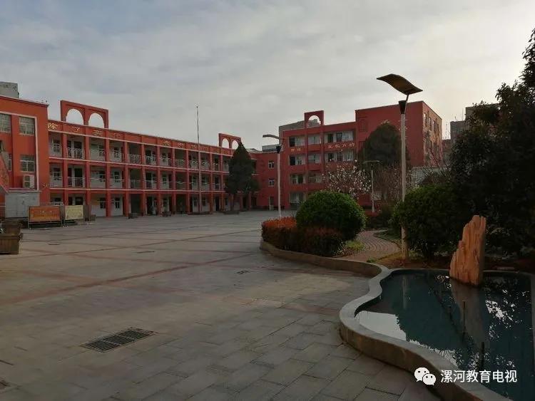 鲲鹏展翅自兹始，鹰击长空助梦飞——奋进中的漯河二中