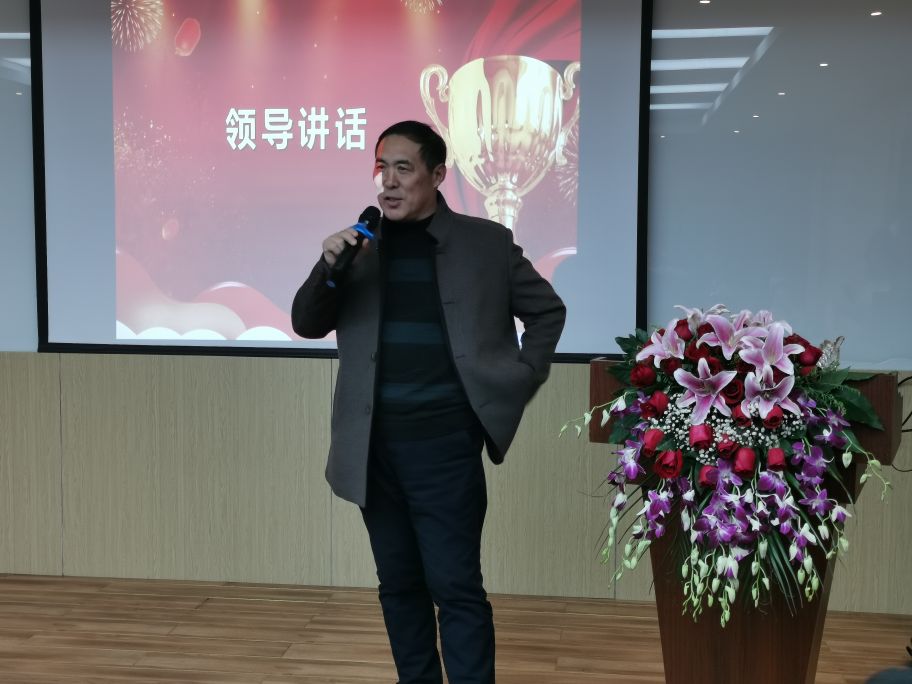 鍑濆績鑱氬姏璋嬪彂灞曞垱鏂扮瓚姊﹀悜鏈潵,鍑濆績鑱氬姏鍚戞湭鏉ュ悓蹇冪瓚姊︽柊鏃朵唬