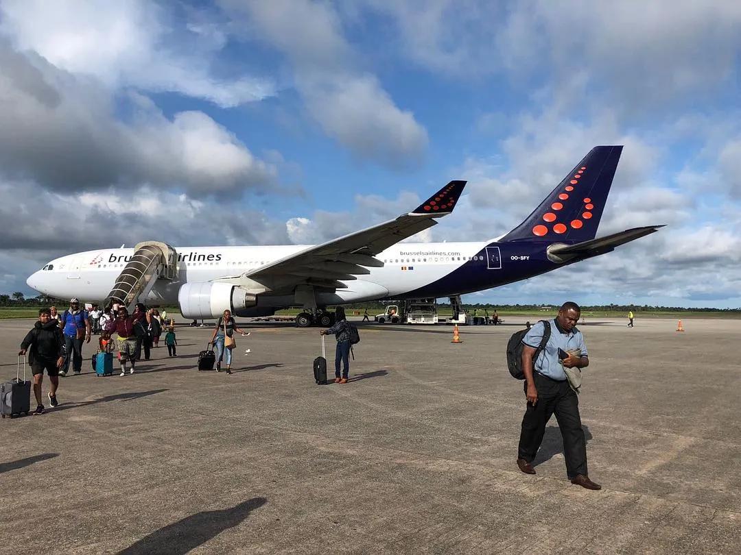 驻外两年，我在非洲买了块地，却不想再回去了