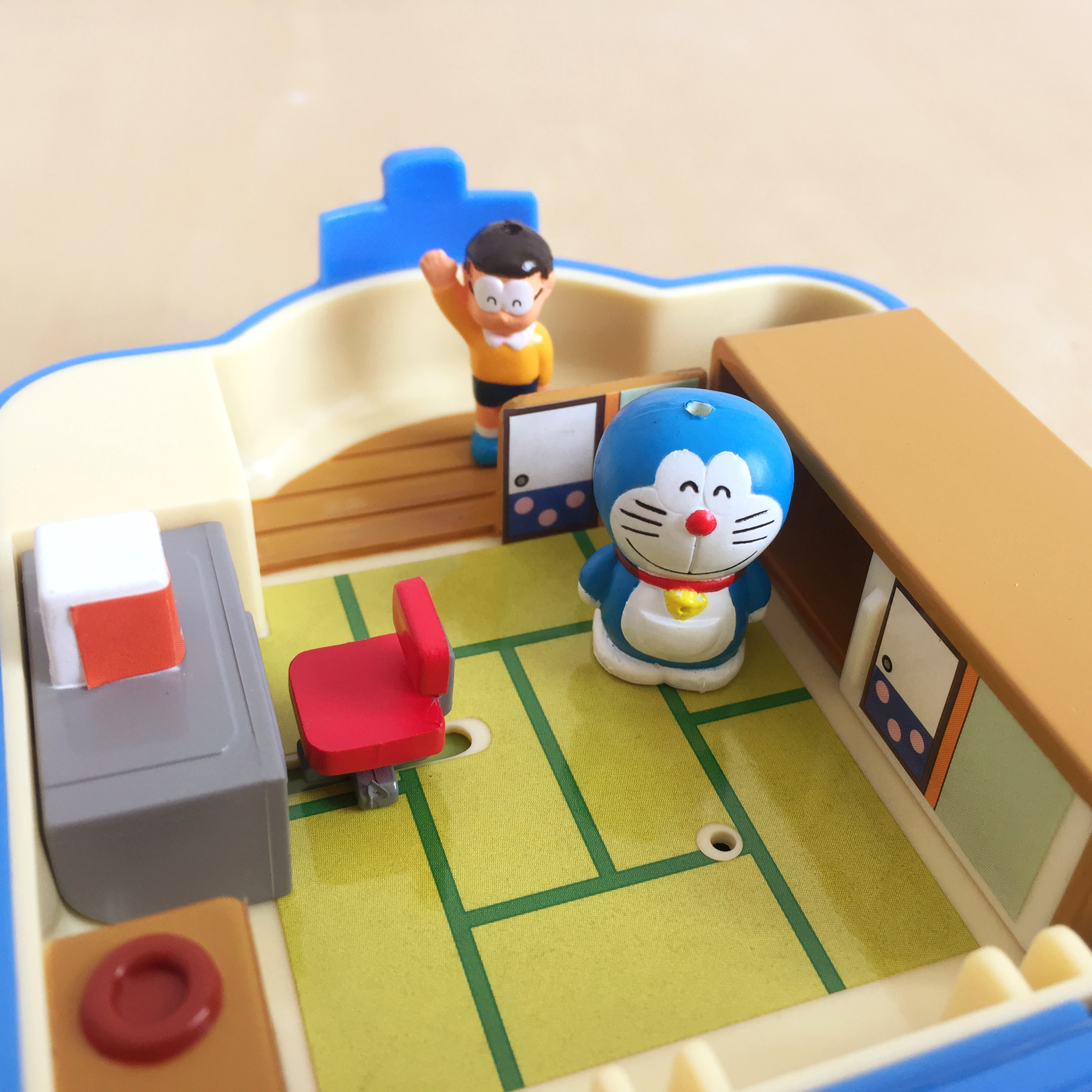 玩具测评丨TOMY哆啦a梦场景提盒大雄家