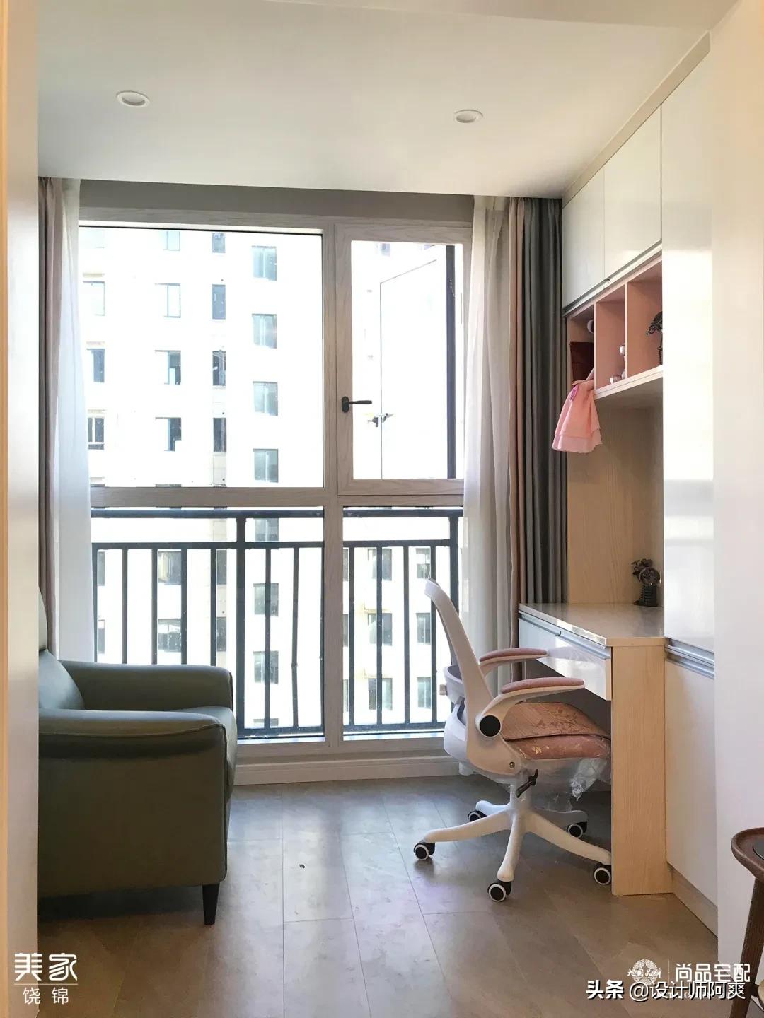 大门正对客厅一体隔断,入户正对客厅餐厅玄关隔断效果图