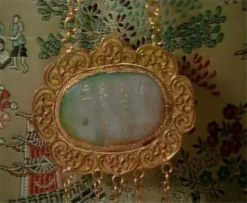 红楼梦里宝玉的通灵宝玉丢哪了,红楼梦的宝玉丢了通灵玉故事情节