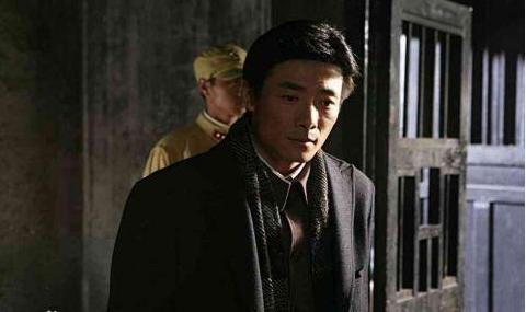 《深渊》9：方城计诈厉文封，童白松蒙圈，他到底是谁？