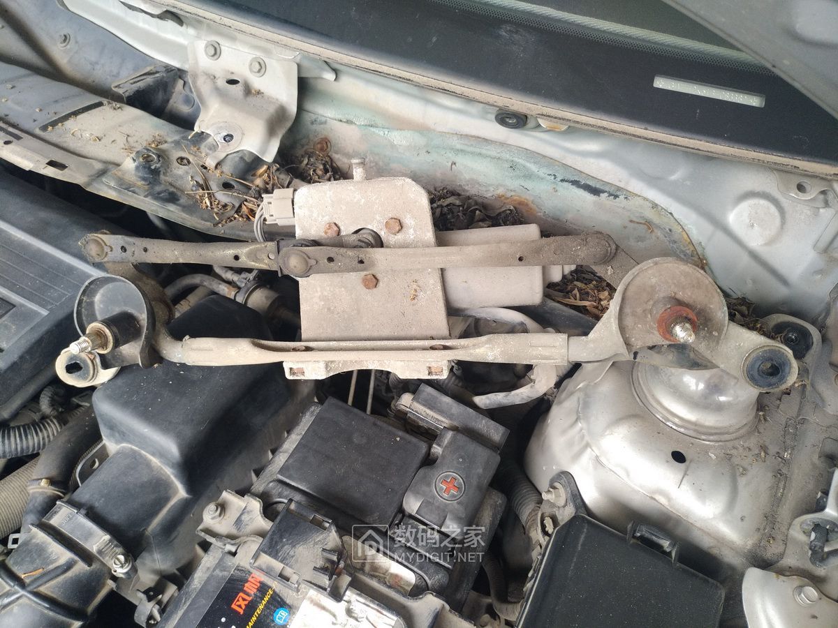 最老款长城c30怎么换雨刷,长城c30雨刷器喷嘴拆卸视频