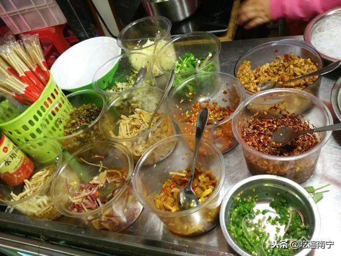 河池煮粉视频,河池煮粉图集