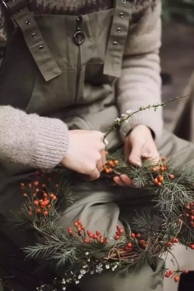 90后小伙花100万造房子,90后小伙花几千元装修500个平方