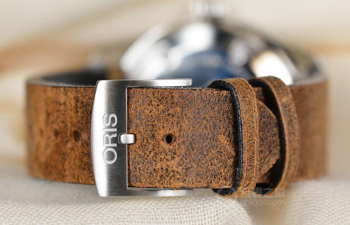 皮质表带硬怎么办,皮质表带会越戴越软吗