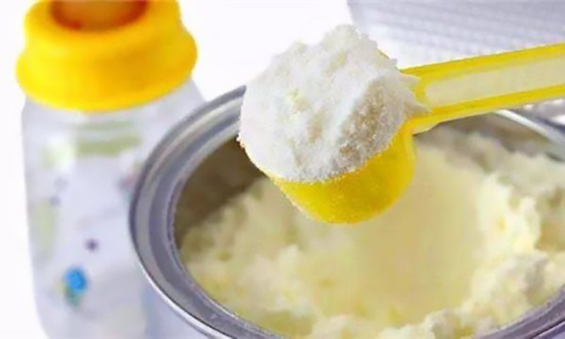 90后养蜂创业小伙子,年轻小伙深山养蜂创业