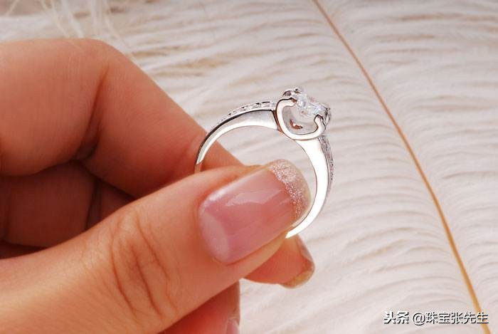 你绝对不知道!结婚买首饰的大学问