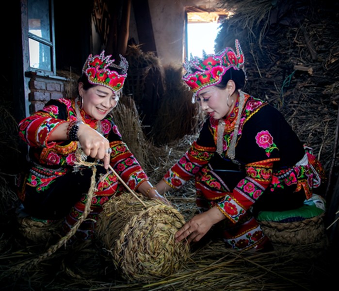 废旧木墩子手工制作,木头做柴火墩子