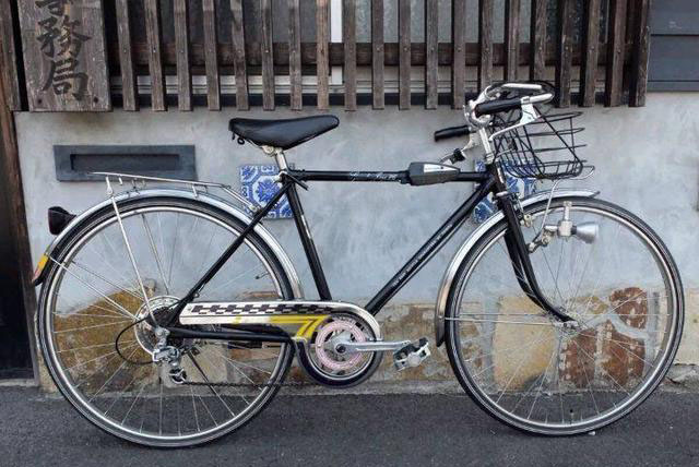 丰田自行车相撞,丰田自行车视频大全