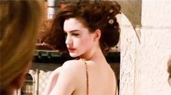 有了前法国第一夫人的百元“黑科技”眼霜，我把3000块眼霜扔了！