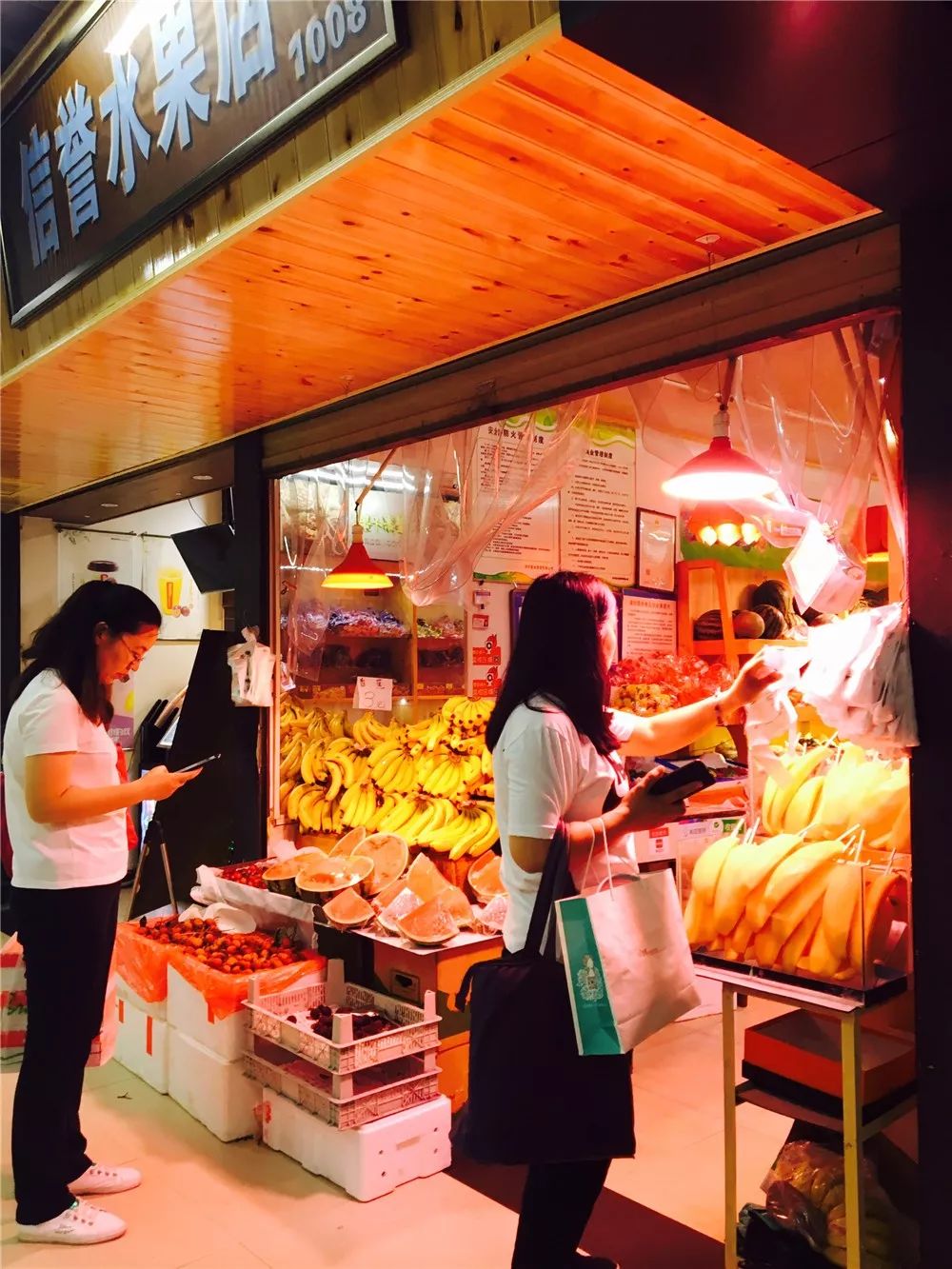 在培华，我4年胖了10斤！食堂是减肥路上最大的绊脚石