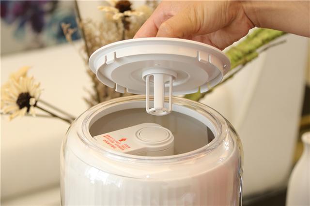 加湿器卧室专用小熊无雾加湿器,加湿功能强大的加湿器测评