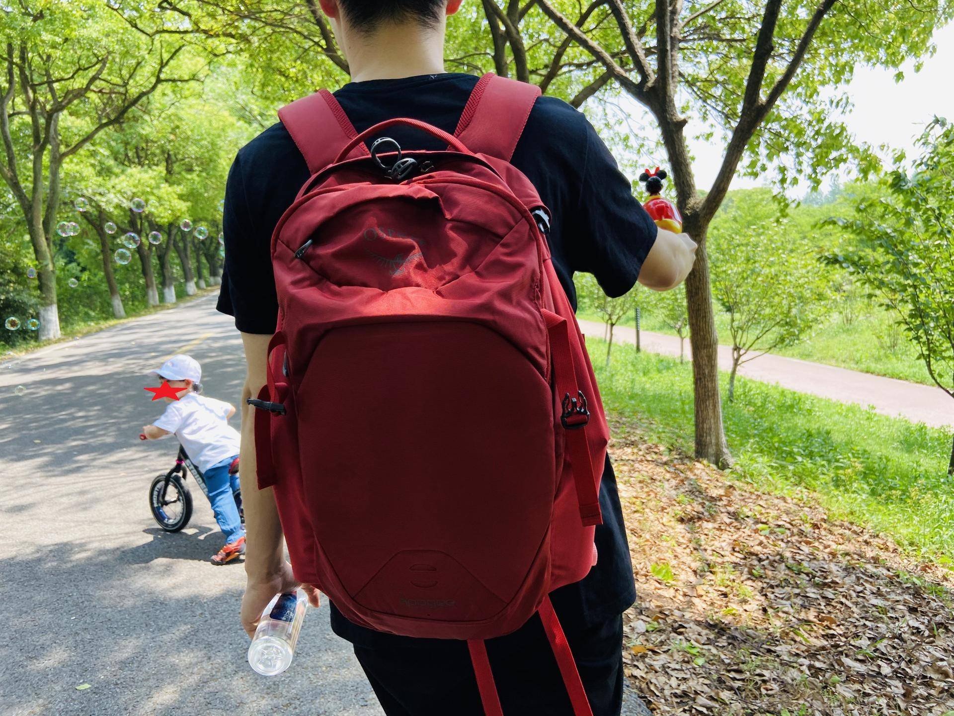 生产力?爱奇艺?当然是全都要。个人外出清单全揭秘