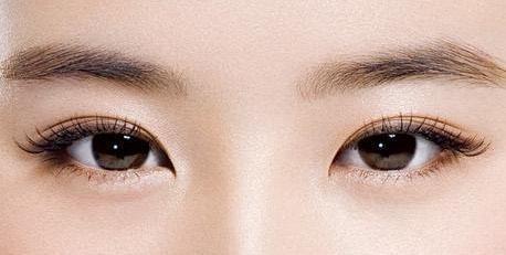 哪种眼型女生显得最年轻,有哪些眼型的女生颜值都不低