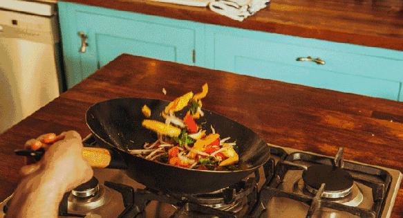 清理厨房的清洁剂真的很好用吗,厨房清洗小妙招教你30秒快速清洁