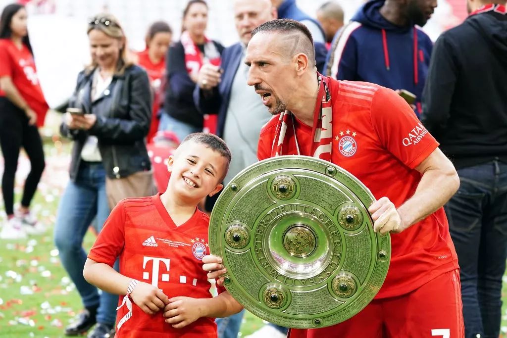 卸下拜仁王冠，愿你在紫百合绽放第二春