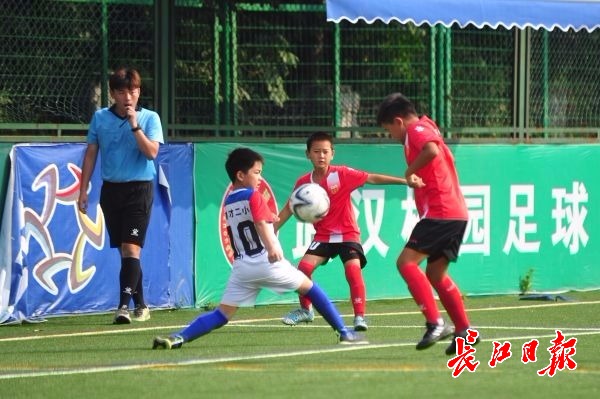 武汉晚报杯足球比赛,武汉晚报杯足球赛小学组