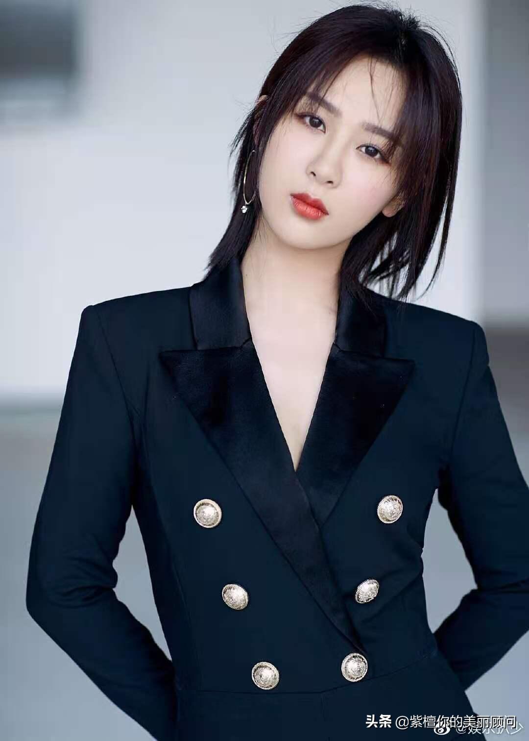 头太大肩太窄,如何让头肩比变好看