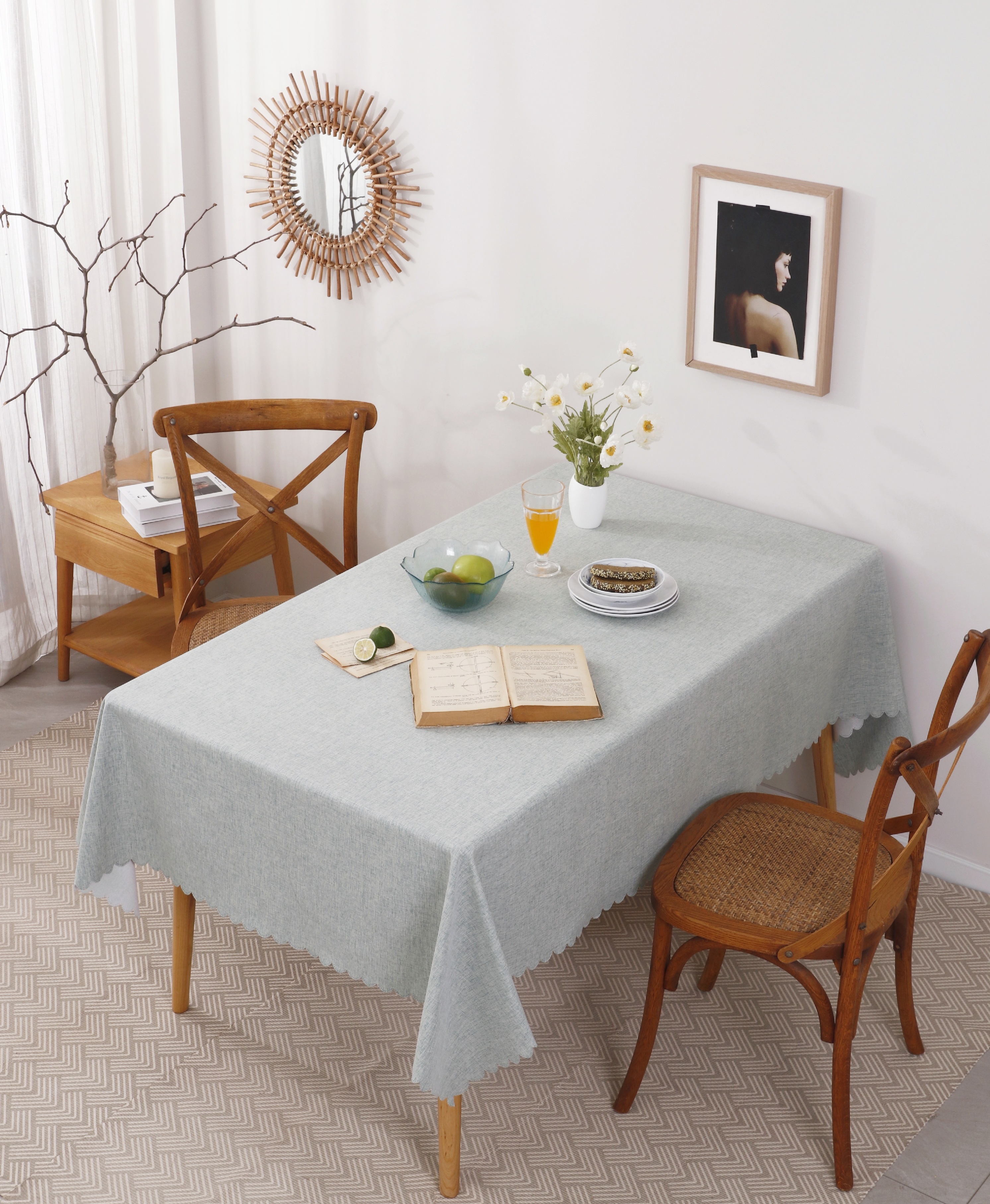 桌布铺在家里精致大气,卧室桌布好看