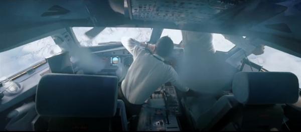 万米高空之上的紧急救援,万米高空真实事件