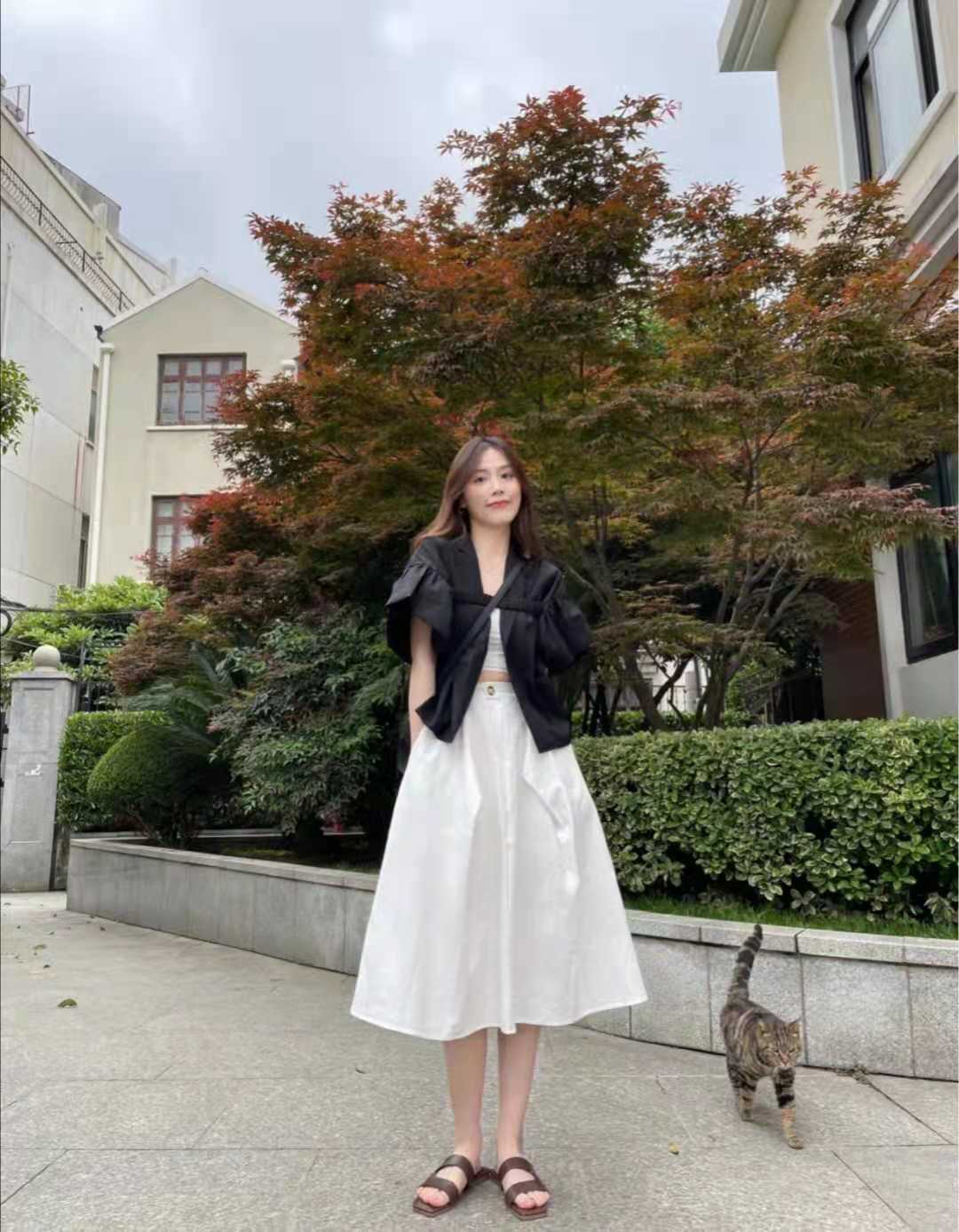 夏天半身裙怎么穿搭好看,女生半身裙穿搭方法泳装