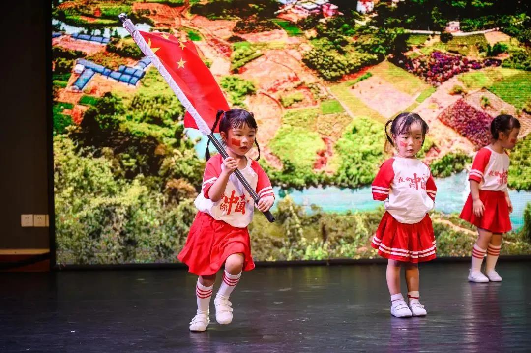 童心向党幼儿园建党节创意视频,童心向党100周年幼儿园活动