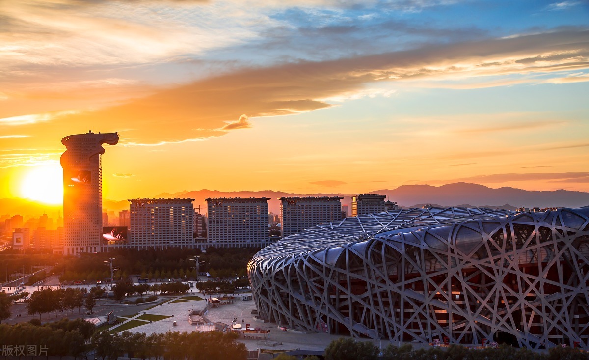 蔡司光学镜头和手机的合作 (苹果蔡司合作)