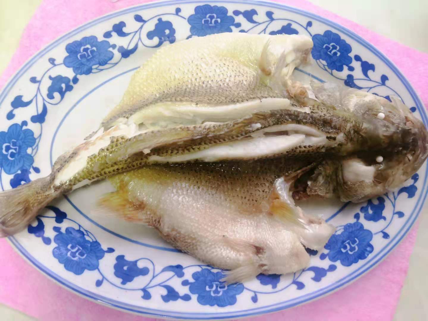 清蒸鱼正确做法步骤及时间,清蒸鱼八分钟小窍门教你一看就懂