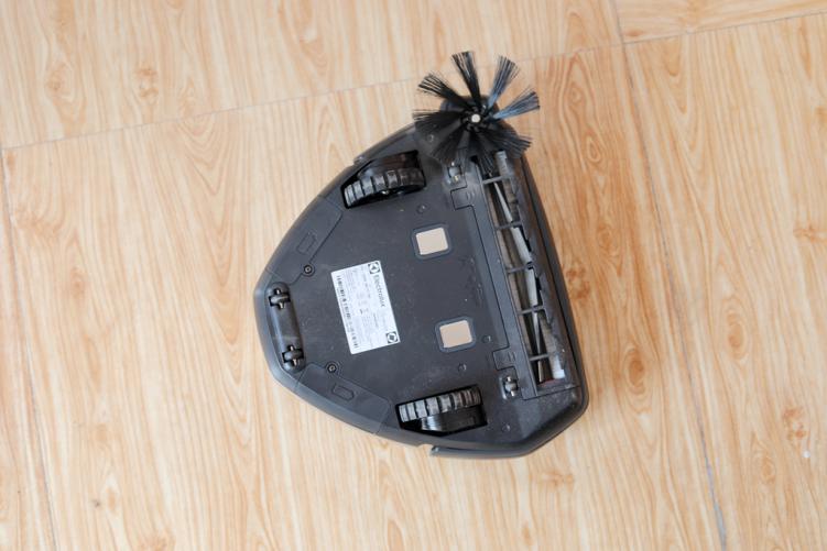 扫地机器人科沃斯性价比,性价比高的扫地机器人能上楼梯吗