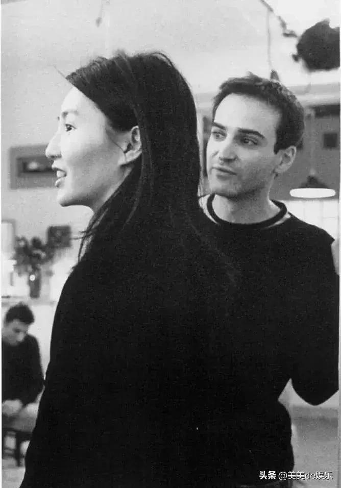 54岁张曼玉个人生活,张曼玉身价8亿是真的吗