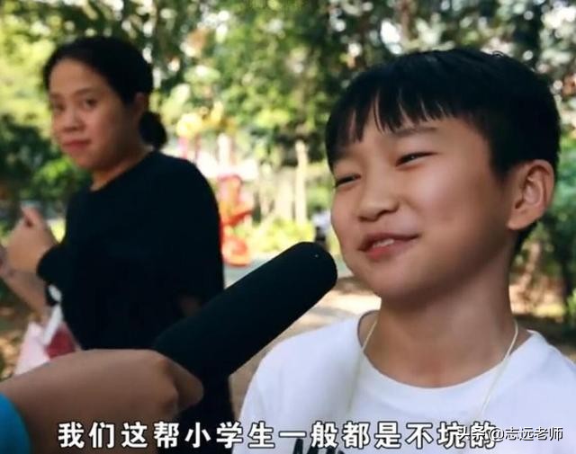 小学生玩“吃鸡”14分钟刷4万多，退款无果，究竟谁来负责？