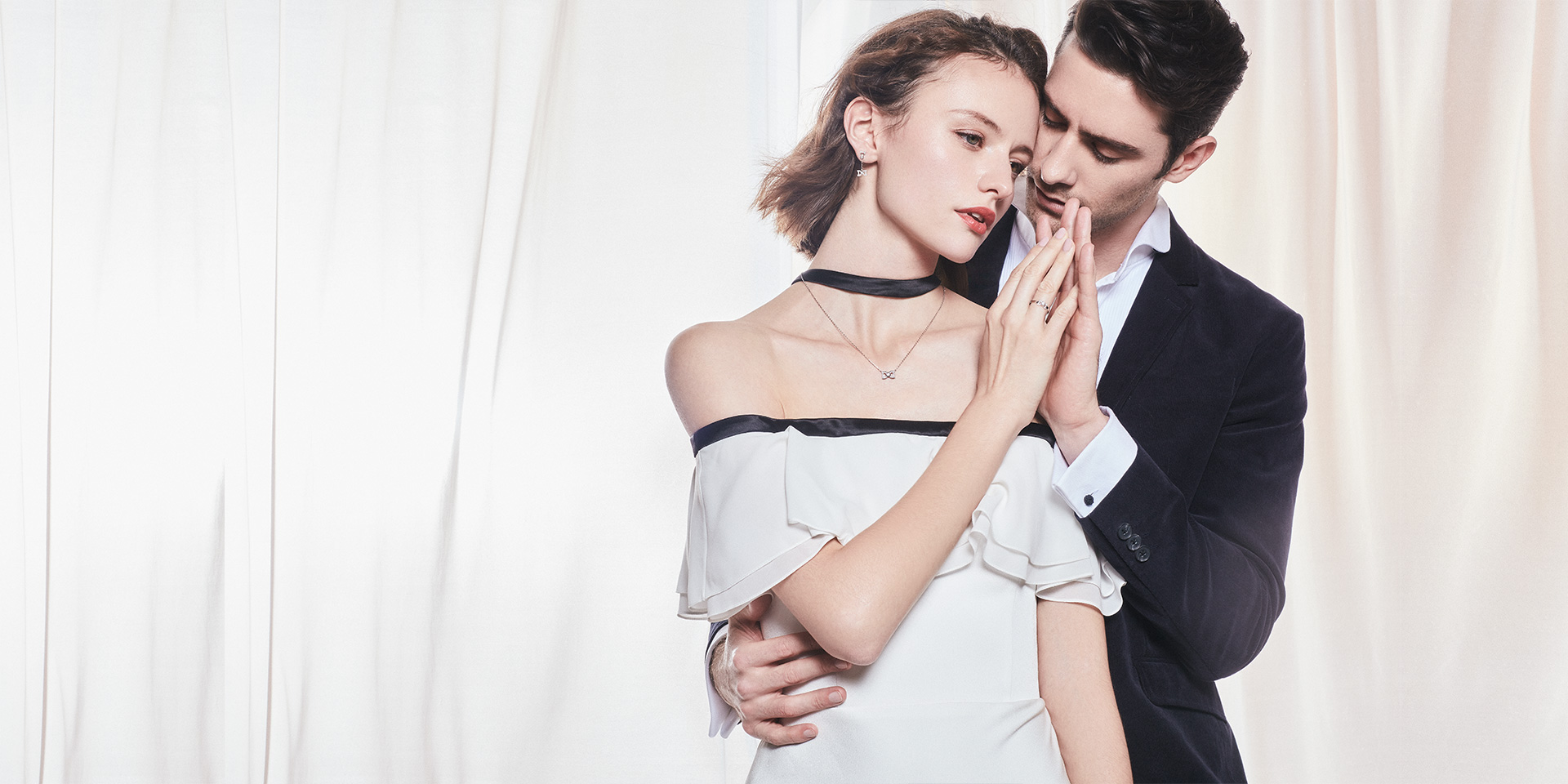 结婚一定要买顶级婚戒吗,结婚到底要不要买婚戒