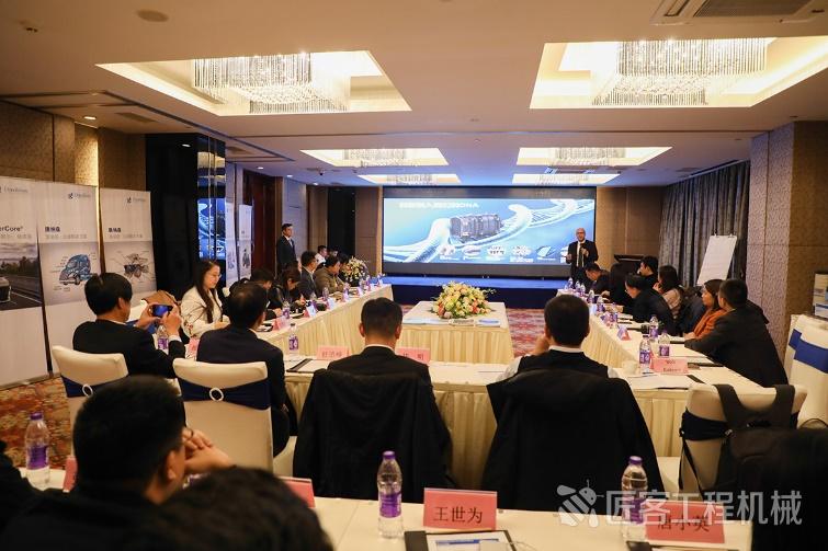 颠覆柴油机传统过滤技术唐纳森新一代PowerCorePSD空滤发布