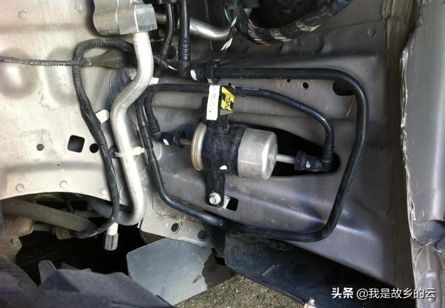 汽油滤清器多少公里换一次,带你认识过滤器