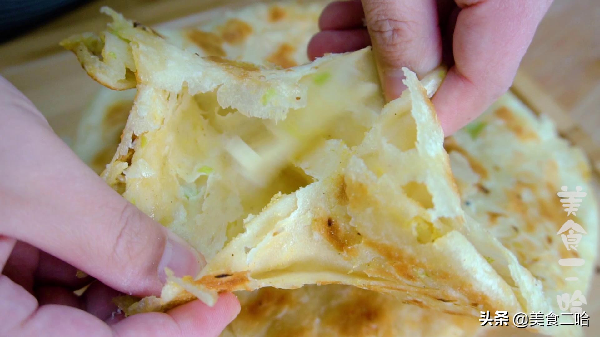 千层葱花饼怎么做酥脆松软有层次,千层葱花饼怎么做可以放冰箱保存