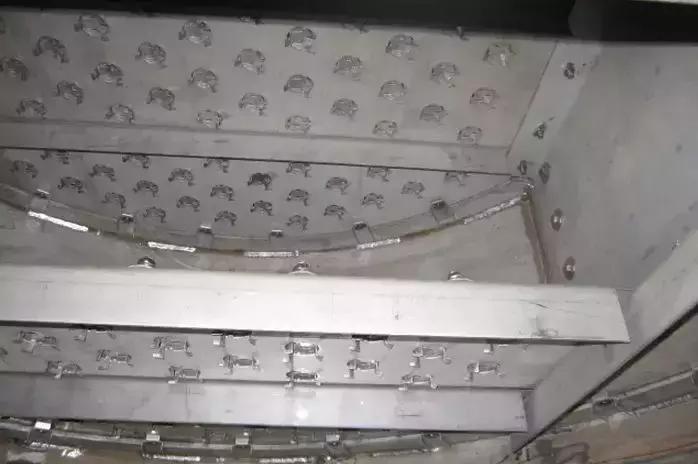 精馏塔底部,精馏塔都有什么