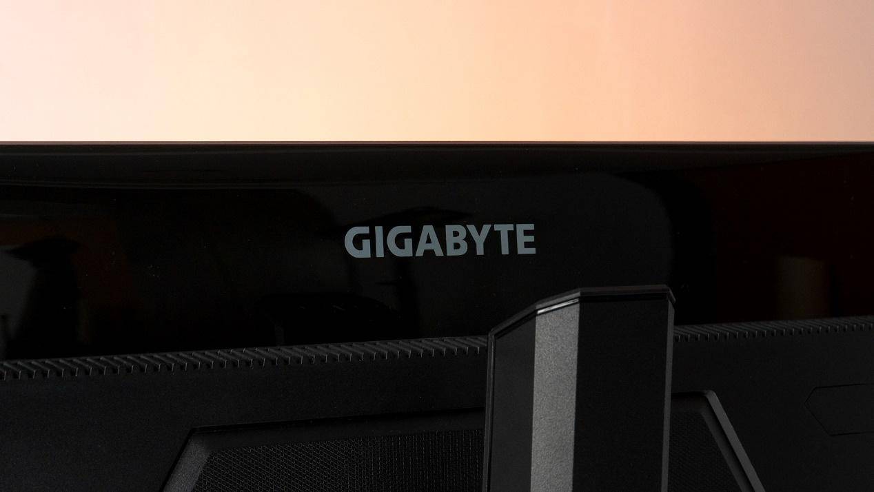 兼顾设计与游戏的配置,兼顾游戏与设计的显示器