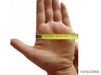 怎样挑选一款适合自己的手镯,手镯怎么选显年轻