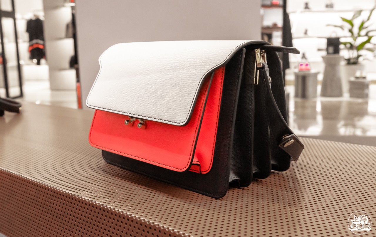 老佛爷百货中国第二店营业,走进上海老佛爷百货