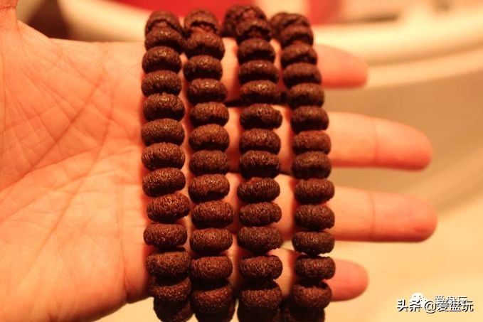 滴血莲花菩提子盘玩10年效果图,最简单菩提盘玩方法