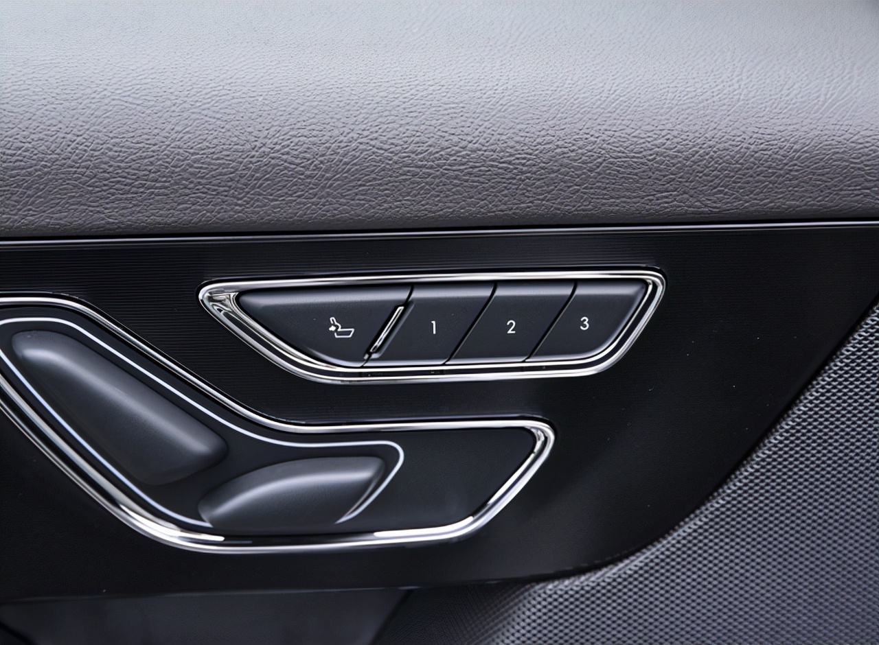 买途观l还是买林肯冒险家,20多万买个林肯冒险家怎么样